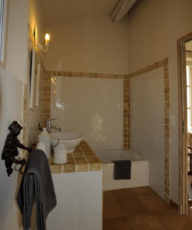 Mas De Lure Bed & Breakfast Salon-de-Provence Exterior photo