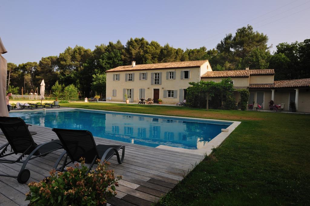 Mas De Lure Bed & Breakfast Salon-de-Provence Exterior photo